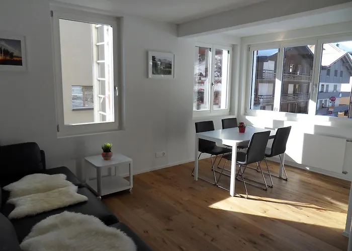 Silverpeak Apartment *